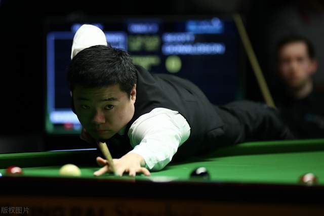 阵容青黄不 阵容青黄不