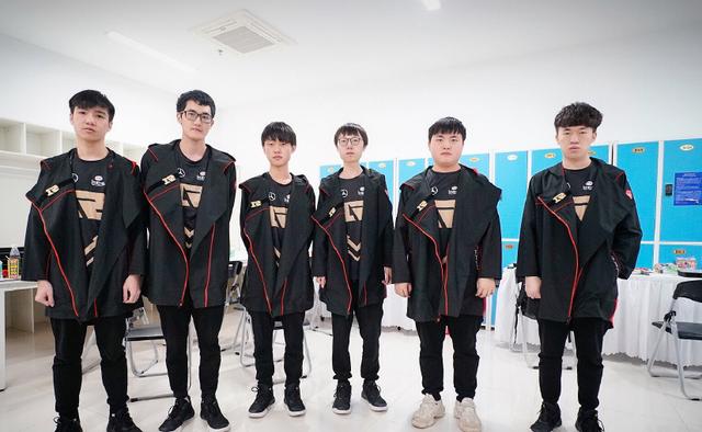 4小熊